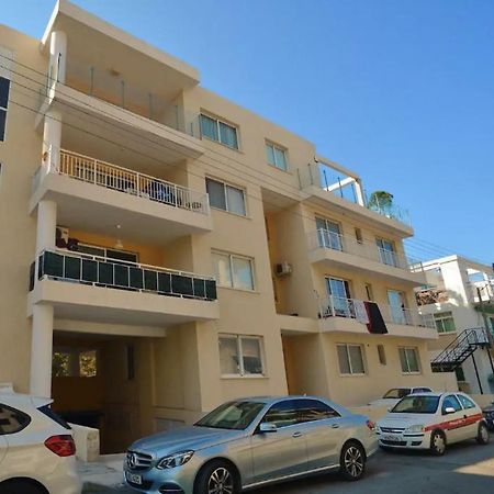 Apartamento Huge Penthouse With Private Pool Paphos Exterior foto