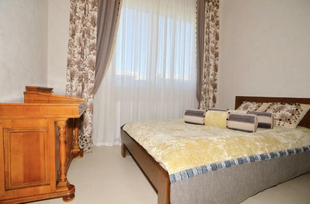 Apartamento Huge Penthouse With Private Pool Paphos Exterior foto
